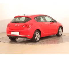 Opel Astra 1.4 T 88kW - 7