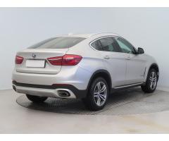 BMW X6 xDrive40d 230kW - 7