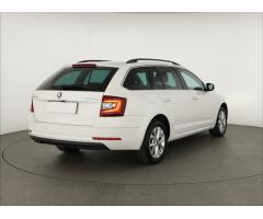 Škoda Octavia 1.6 TDI 85kW - 7