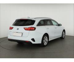 Kia Cee`d 1.6 CRDi 100kW - 7