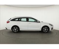 Hyundai i30 1.5 DPI 81kW - 8