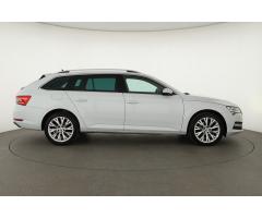 Škoda Superb 2.0 TDI 140kW - 8