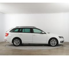 Škoda Octavia 1.6 TDI 85kW - 8