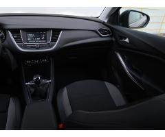 Opel Grandland X 1.2 Turbo 96kW - 11