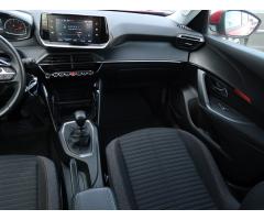 Peugeot 2008 1.2 PureTech 74kW - 11