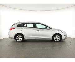 Hyundai i30 1.6 CRDi 81kW - 15