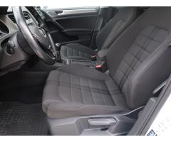 Volkswagen Golf 2.0 TDI 110kW - 16