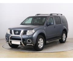 Nissan Pathfinder 2.5 dCi  128kW - 3