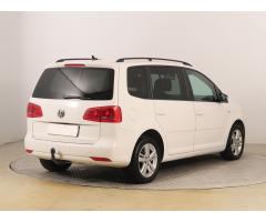 Volkswagen Touran 1.6 TDI 77kW - 7