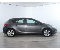 Opel Astra 1.4 T 103kW - 8