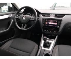 Škoda Octavia 1.6 TDI 85kW - 9