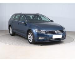 Volkswagen Passat 1.5 TSI 110kW - 1