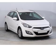 Hyundai i30 1.6 MPI 88kW - 1