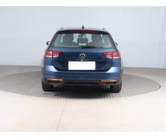 Volkswagen Passat 1.5 TSI 110kW - 8