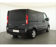 Renault Trafic 2.5 dCi 107kW - 11