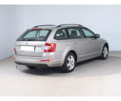 Škoda Octavia 2.0 TDI 110kW - 8