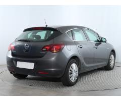 Opel Astra 1.4 T 103kW - 10