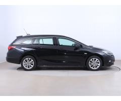 Opel Astra 1.4 T 110kW - 9