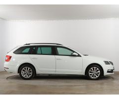 Škoda Octavia 1.6 TDI 85kW - 9