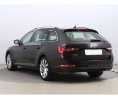 Škoda Superb 2.0 TDI 140kW - 8