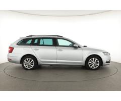 Škoda Octavia 2.0 TDI 110kW - 11