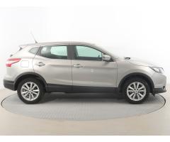 Nissan Qashqai 1.2 DIG-T 85kW - 9