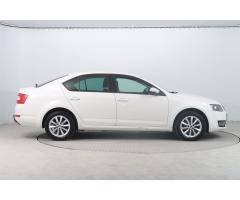 Škoda Octavia 1.2 TSI 77kW - 10