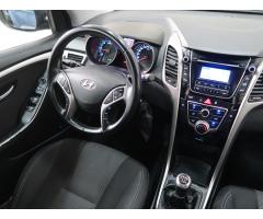 Hyundai i30 1.6 CRDi 81kW - 9