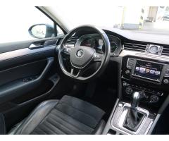 Volkswagen Passat 2.0 TDI 140kW - 9