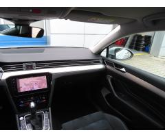 Volkswagen Passat 2.0 TDI 140kW - 11