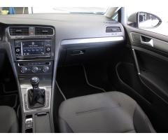 Volkswagen Golf 1.4 TSI 92kW - 12