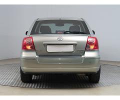 Toyota Avensis 2.2 D-4D 110kW - 12