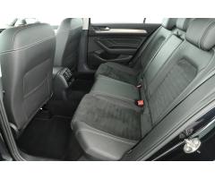 Volkswagen Passat 1.5 TSI 110kW - 18