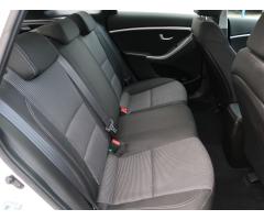 Hyundai i30 1.6 MPI 88kW - 17