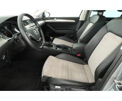 Volkswagen Passat 2.0 TDI 110kW - 15