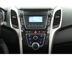 Hyundai i30 1.6 GDI 99kW - 25