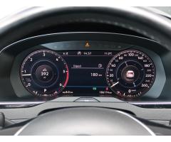 Volkswagen Passat 2.0 TDI 140kW - 24