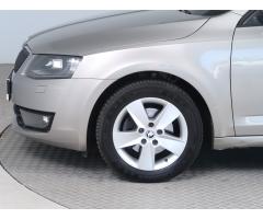 Škoda Octavia 2.0 TDI 110kW - 22