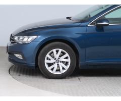 Volkswagen Passat 1.5 TSI 110kW - 29