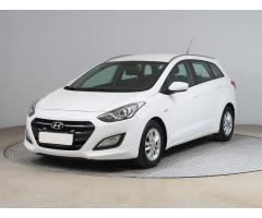 Hyundai i30 1.6 CRDi 81kW - 3