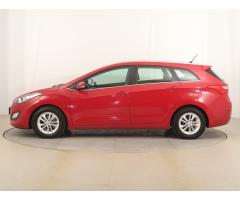 Hyundai i30 1.6 CRDi 81kW - 4