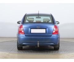 Hyundai Accent 1.4i 71kW - 6