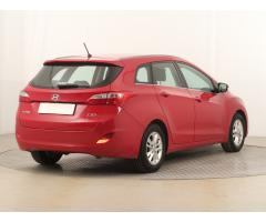 Hyundai i30 1.6 CRDi 81kW - 7