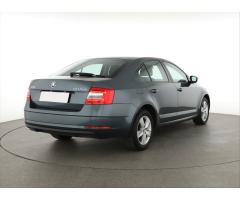 Škoda Octavia 1.6 TDI 85kW - 7