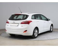 Hyundai i30 1.6 CRDi 81kW - 7