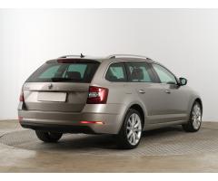 Škoda Octavia 1.6 TDI 85kW - 7