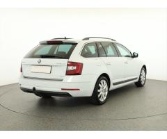 Škoda Octavia 2.0 TDI 135kW - 7