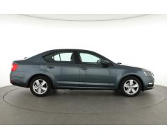 Škoda Octavia 1.6 TDI 85kW - 8