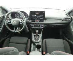 Hyundai i30 1.5 T-GDI MHEV 117kW - 9