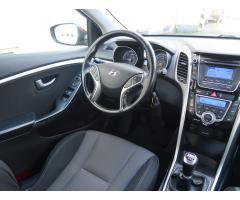 Hyundai i30 1.6 CRDi 81kW - 9